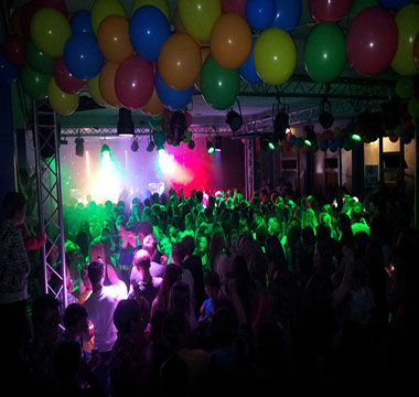 Schoolfeesten (o.a. Oscar Romero Hoorn)